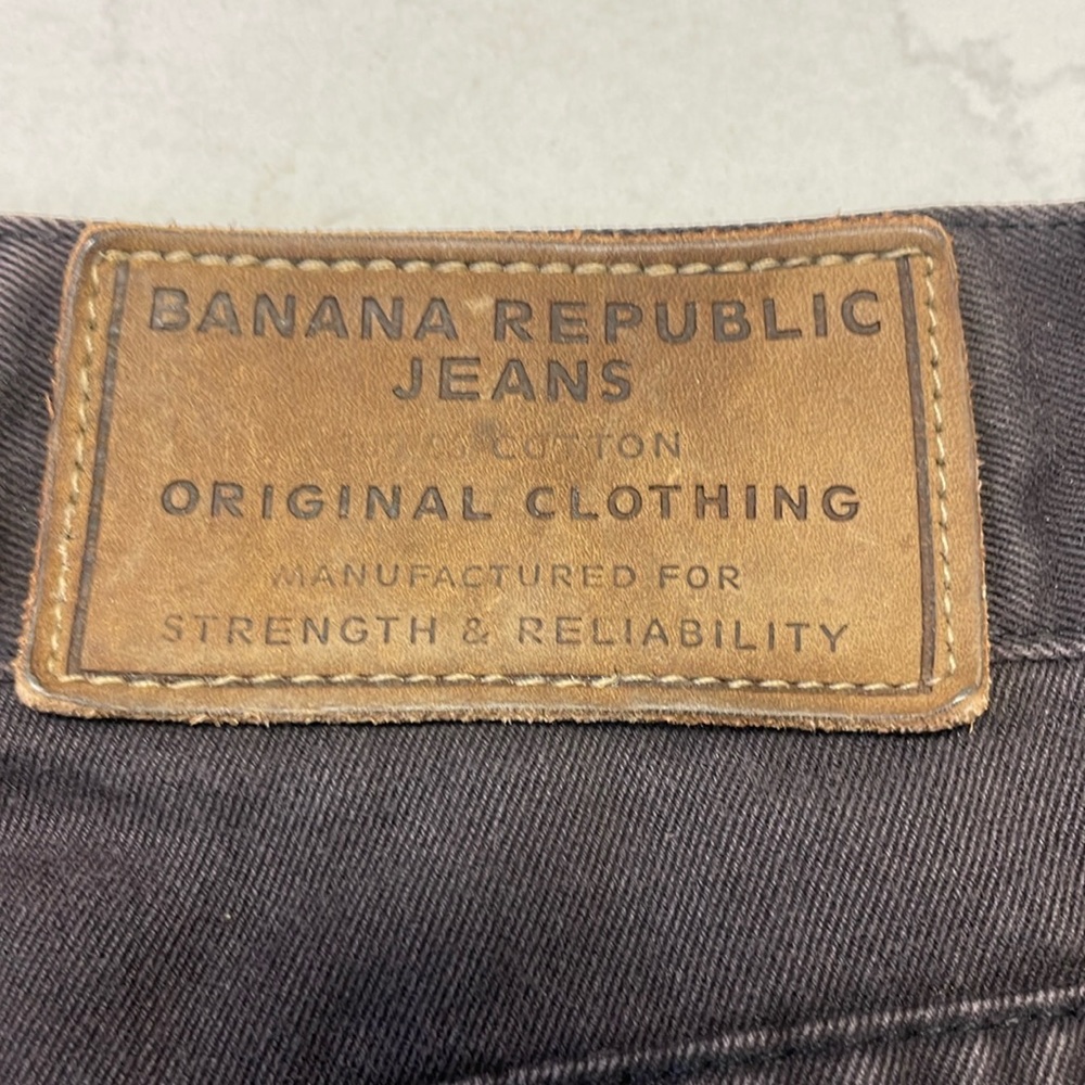 BANANA REPUBLIC MENS JEAN SIZE 34 COLOR BLACK BUTTON FLY “LAREDO FIT” CIRCA 1995